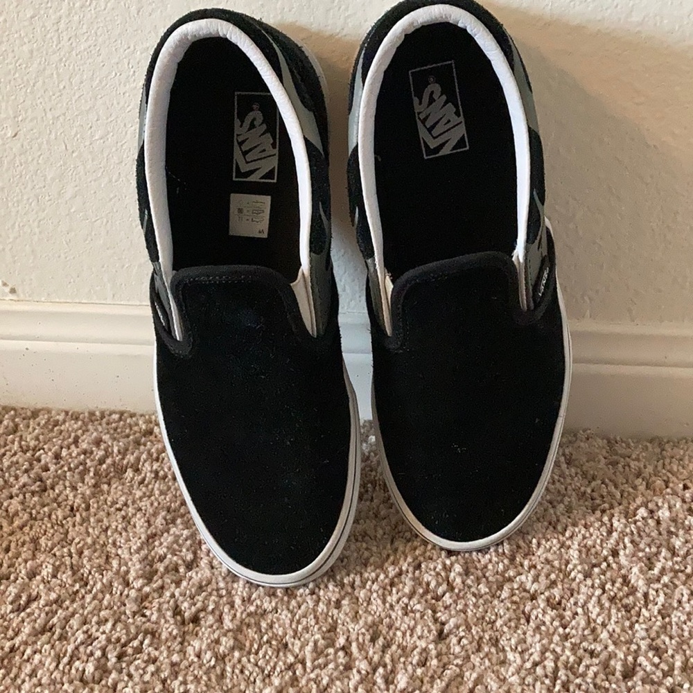 Van shoes size 5.5 women’s, good condition